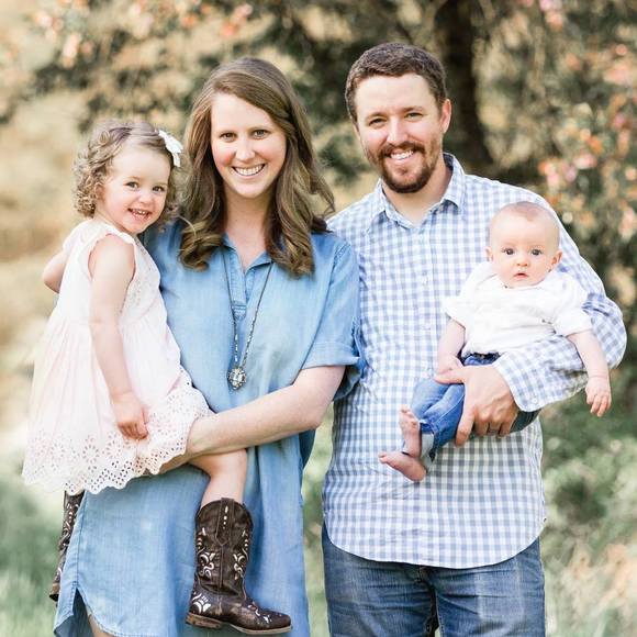 Meet your Posher, Joelle - Picture 1 of 1